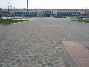italian porphyry cubes